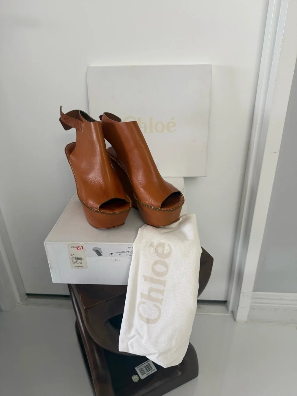Chloé Tan Leather Peep-Toe Platform Sandals